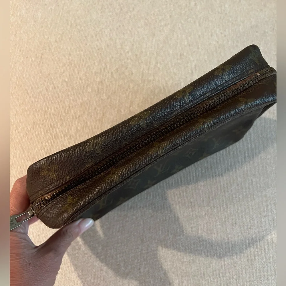 Louis Vuitton Monogram Trousse Toilette 28